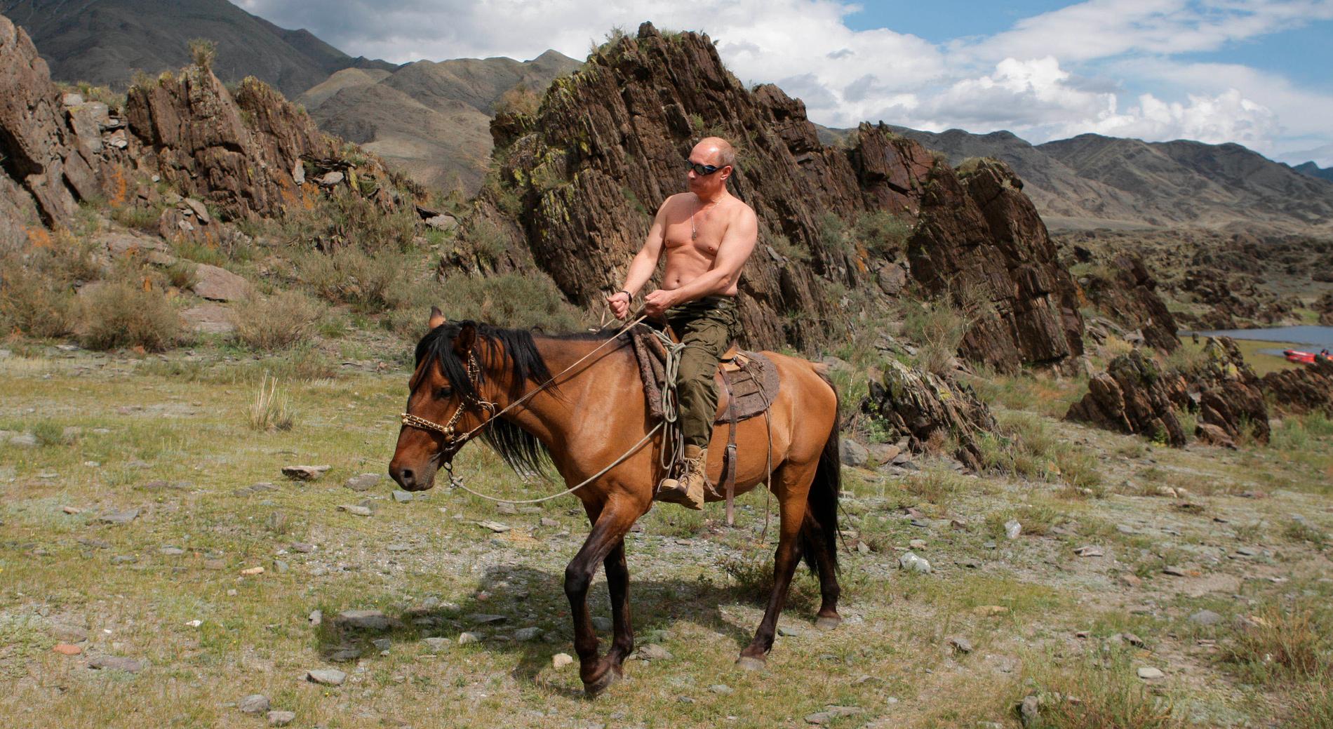 Putin till häst