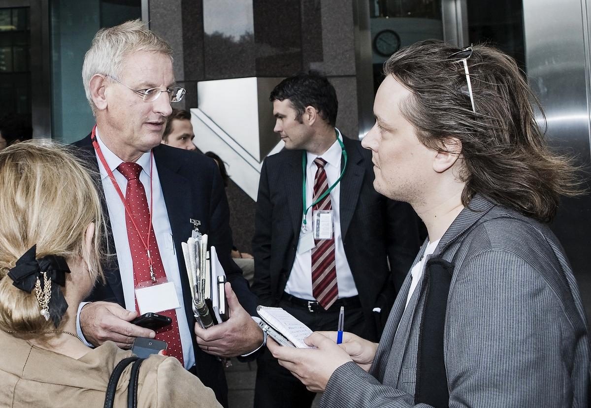 HÅRT PRESSAD Aftonbladets Jon Forsling konfronterade utrikesminister Carl Bildt om Dawit Isaak under FN:s stormöte i New York i går.