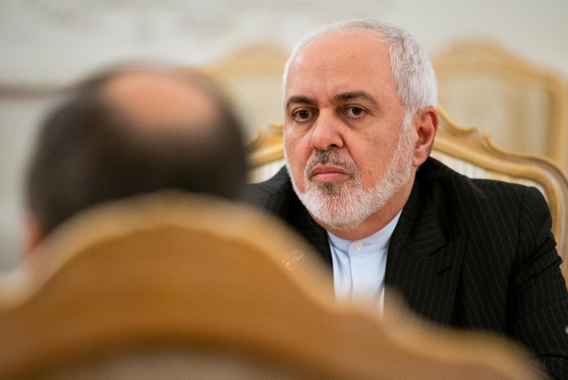 Irans utrikesminister Mohammad Javad Zarif kallar raketattacken för ”internationell terrorism”.