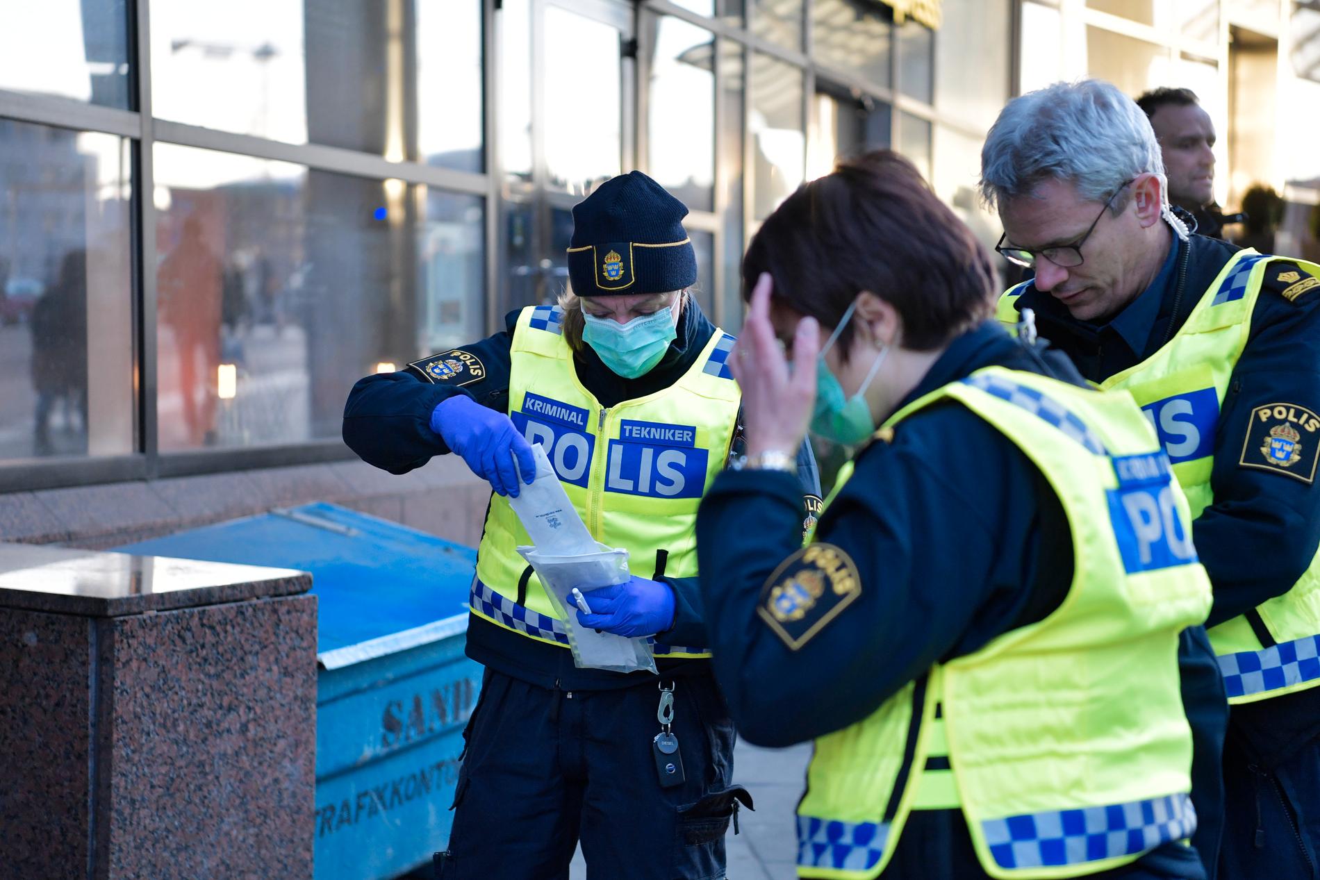 Polisen säkrar blodspår vid Arlanda Express