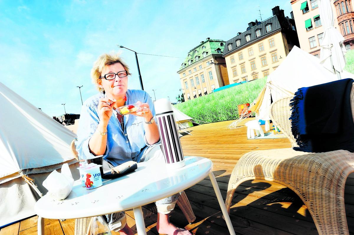 TOTALT: Fyra plus. Aftonbladets Kerstin Nilsson tycker att tältoasen är ett roligt alternativ för den prismedvetna som vill uppleva något annorlunda på hemmaplan.