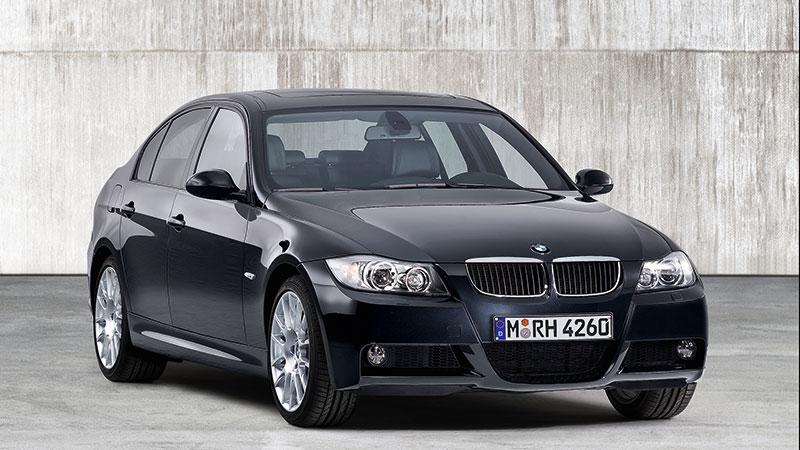 BMW:s tidigare homologiseringsmodell 320si.