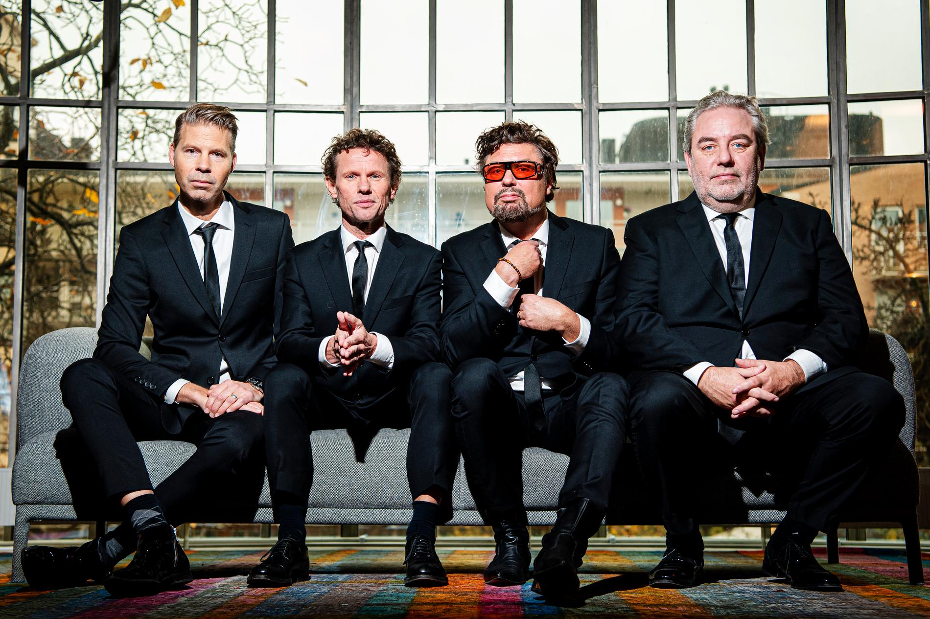 Bo Kaspers Orkester är tillbaka med nya souliga albumet ”23.55”. Från vänster: Fredrik Dahl, Bo Sundström, Michael Malmgren och Mats Schubert.