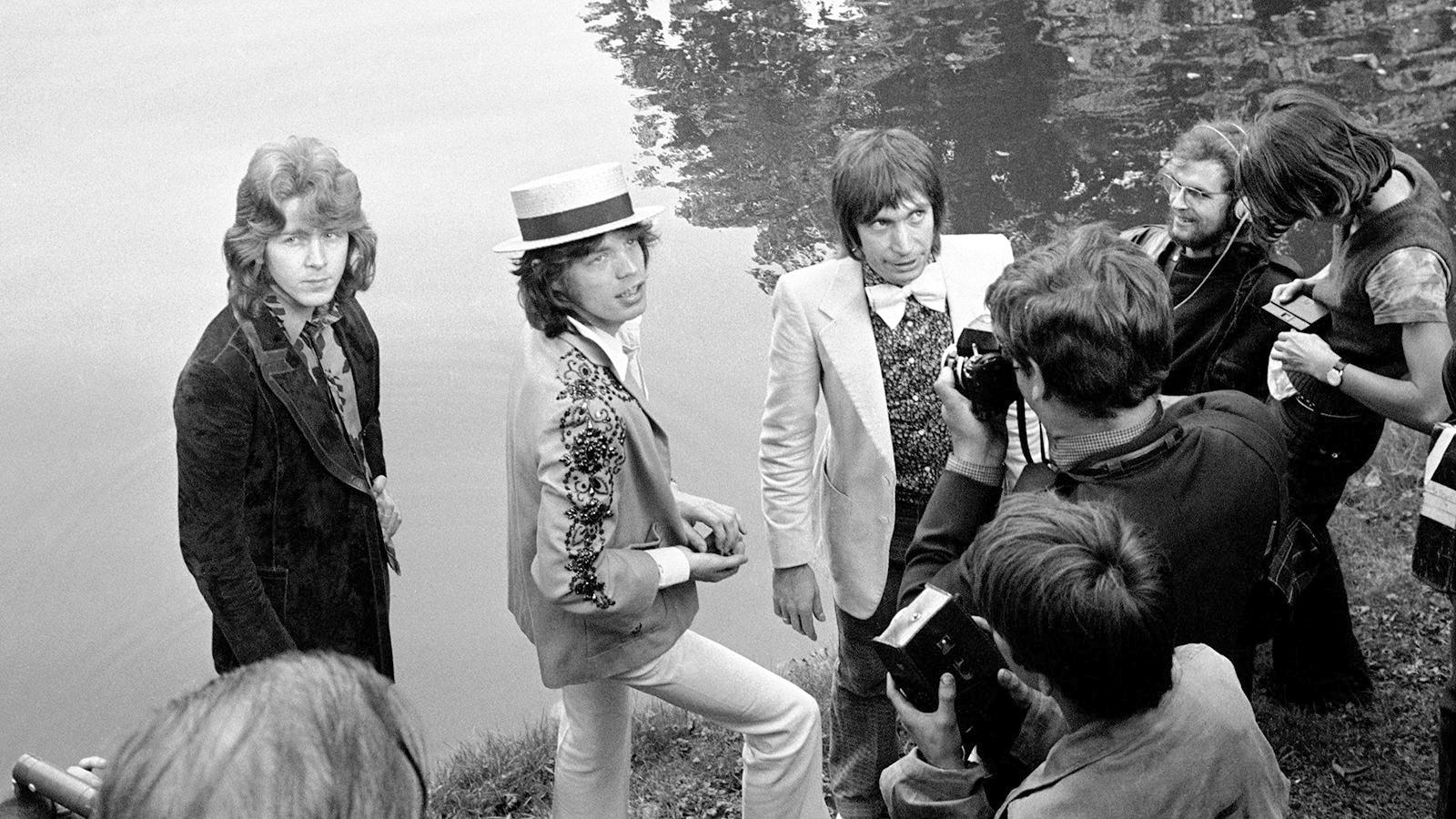 Paris 1970. Mick Jagges, Mick Taylor och Charlie Watts träffar pressen. 