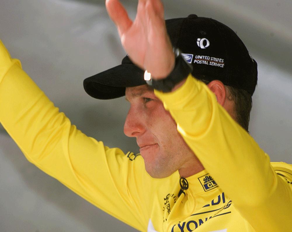 Lance Armstrong i tårar efter sin första Tour de France-seger 1999.