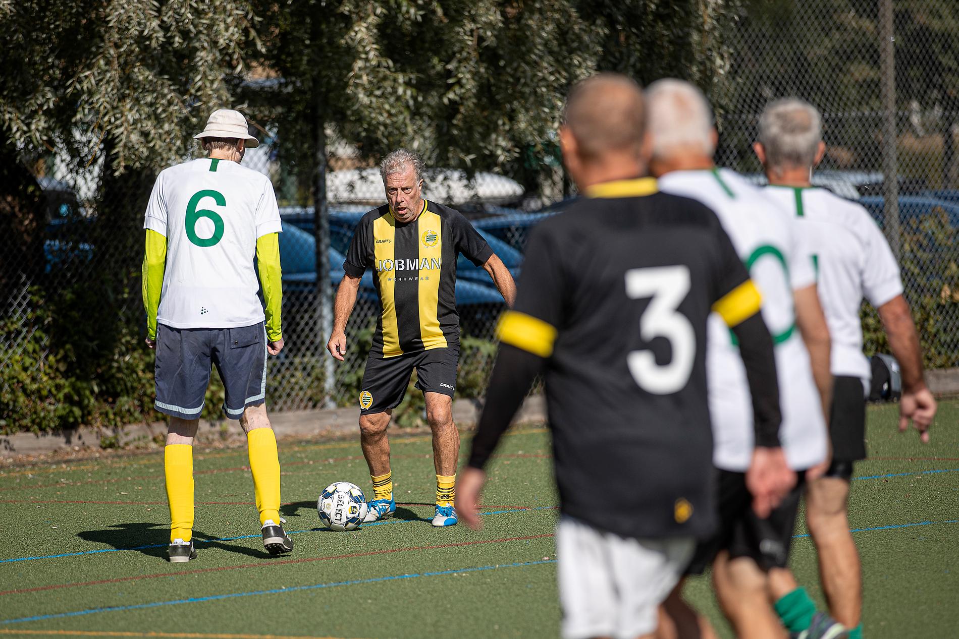14 lag ställde upp i cupen på Enskede IK i södra Stockholm.
