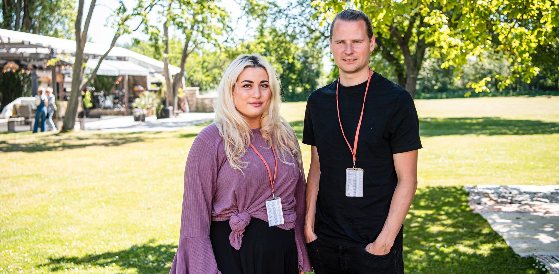 Aftonbladets reporter Natalie Demirian och fotograf Robin Lorentz Allard på plats på Gotland. 