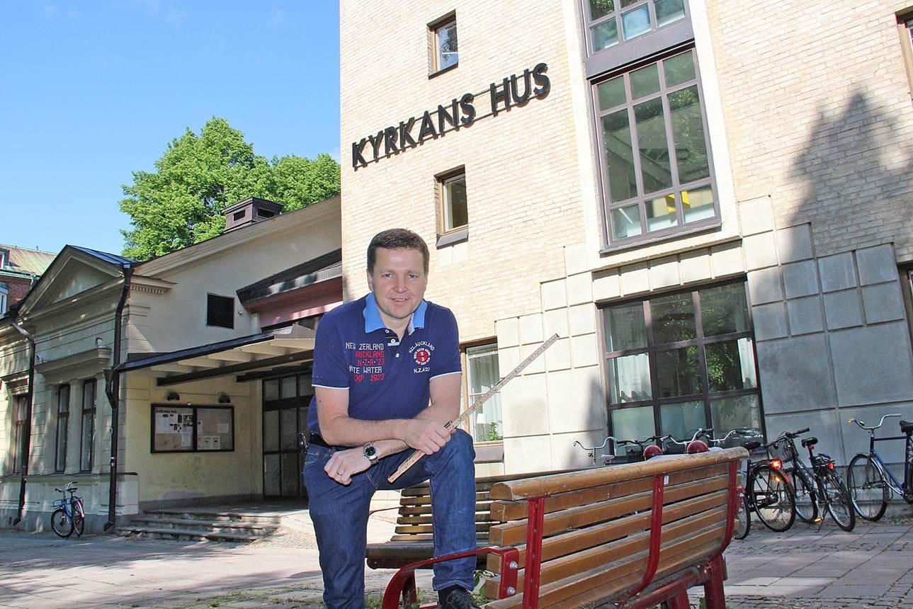 Stefan Hedqvist, som driver både Pensionat City och Hotel City, tror på en bra sommar.