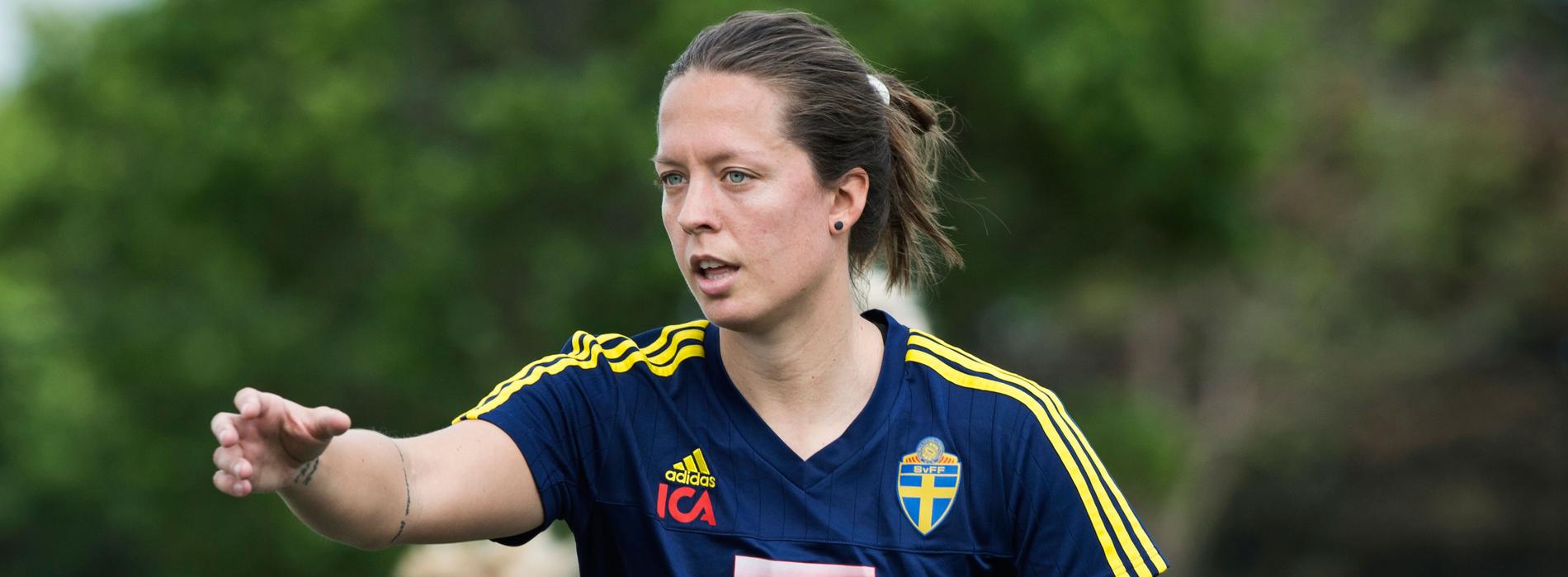 Lina Nilsson
Klubb: Rosengård
Född: 1987-06-17 
Landskamper(mål): 64(3)
