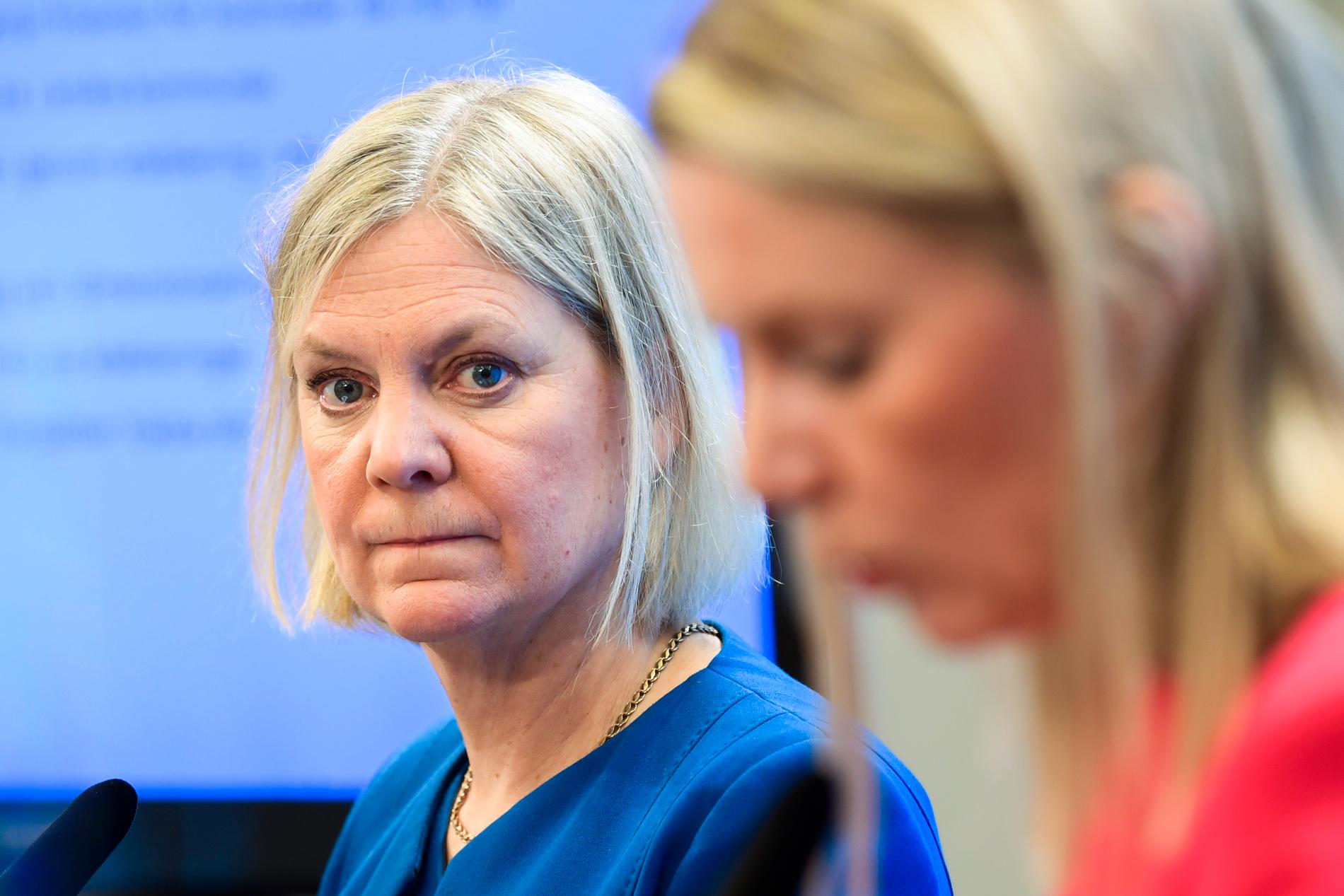 Magdalena Andersson (S) och utbildningspolitiska talespersonen Åsa Westlund på torsdagen.