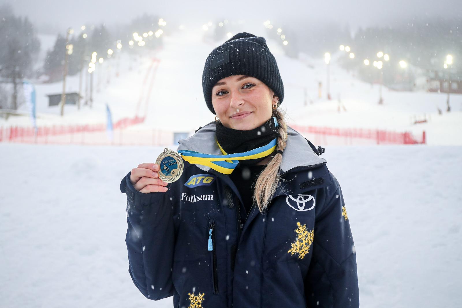 Ebba Årsjö blir ett av de stora hoppen i Paralympics. Arkivbild.