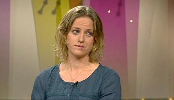 Fängslade svenske journalisten Martin Schibbyes syster, Greta Schibbye, i SVT:s morgonsoffa 21 december.