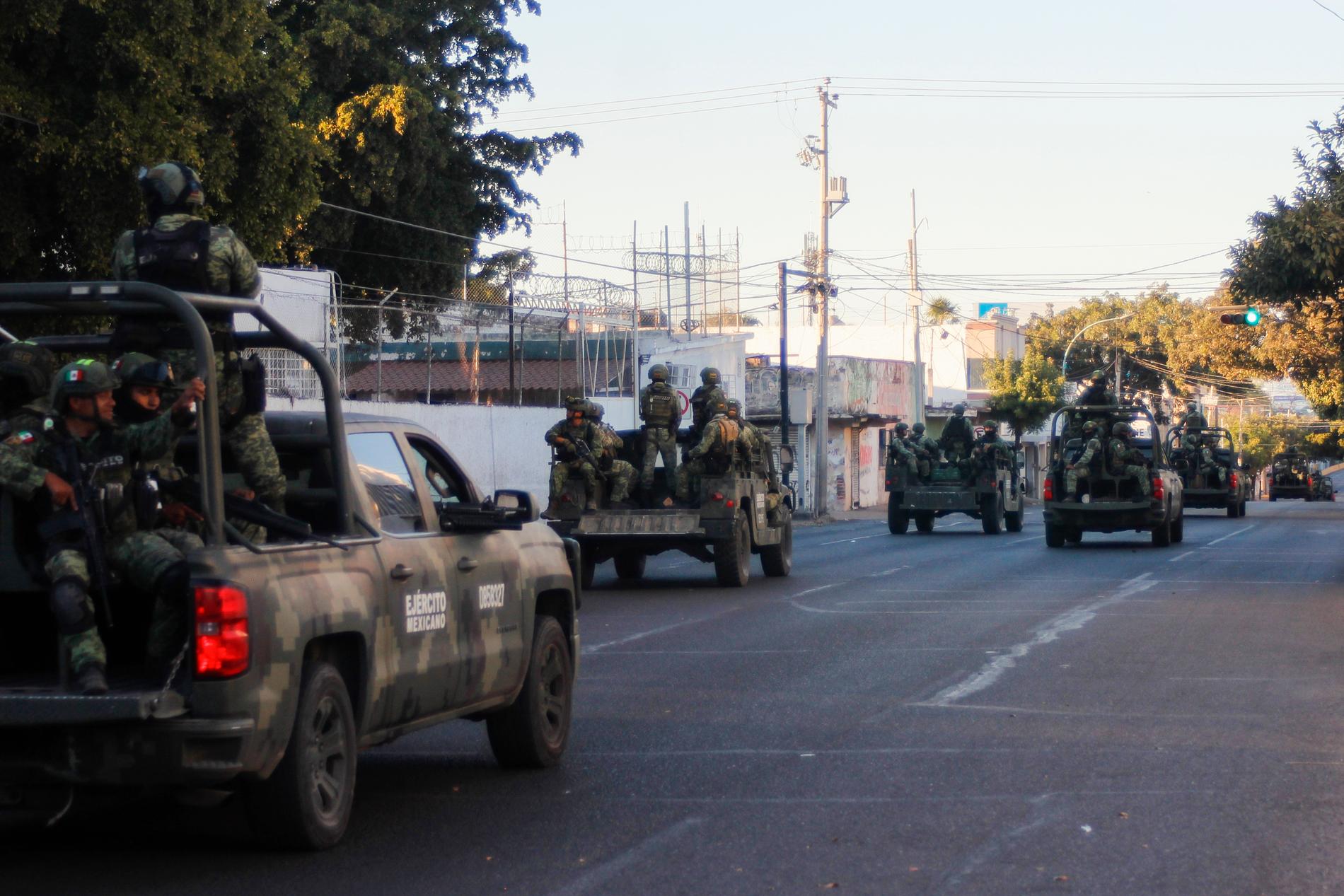 Gripandet ledde till strider mellan mexikanska säkerhetsstyrkor och kartellmedlemmar.