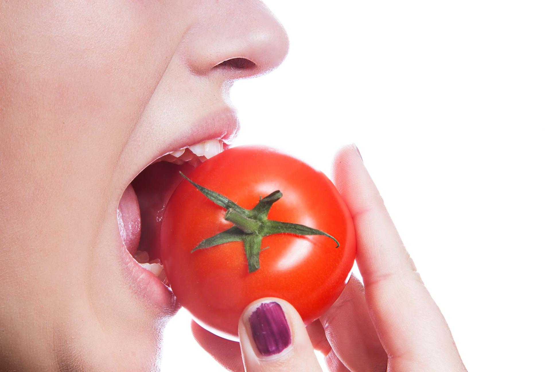 Varje gång kvinnan åt tomater sköt hennes blodsocker i höjden.