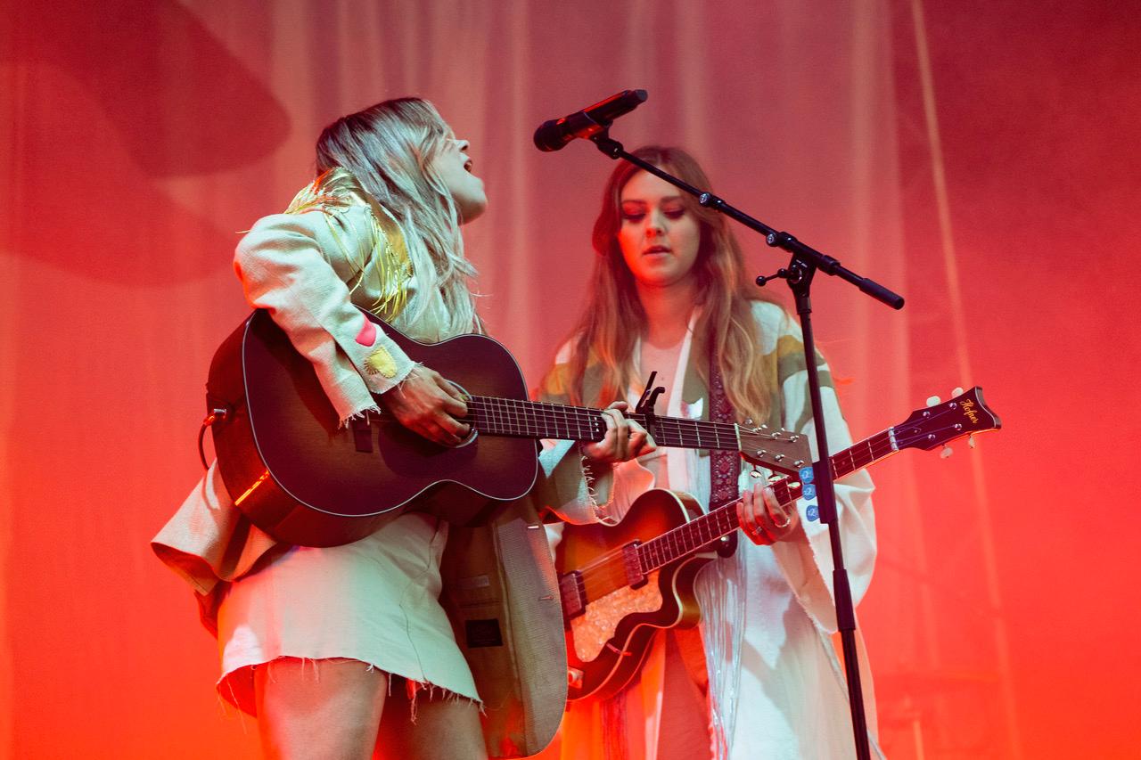 First Aid Kit på Way Out Wests Azalea-scen. 