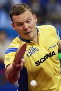 BORTA Peter Karlsson förlorade kvartsfinalen i bordtennis-VM tidigt i morse, svensk tid.