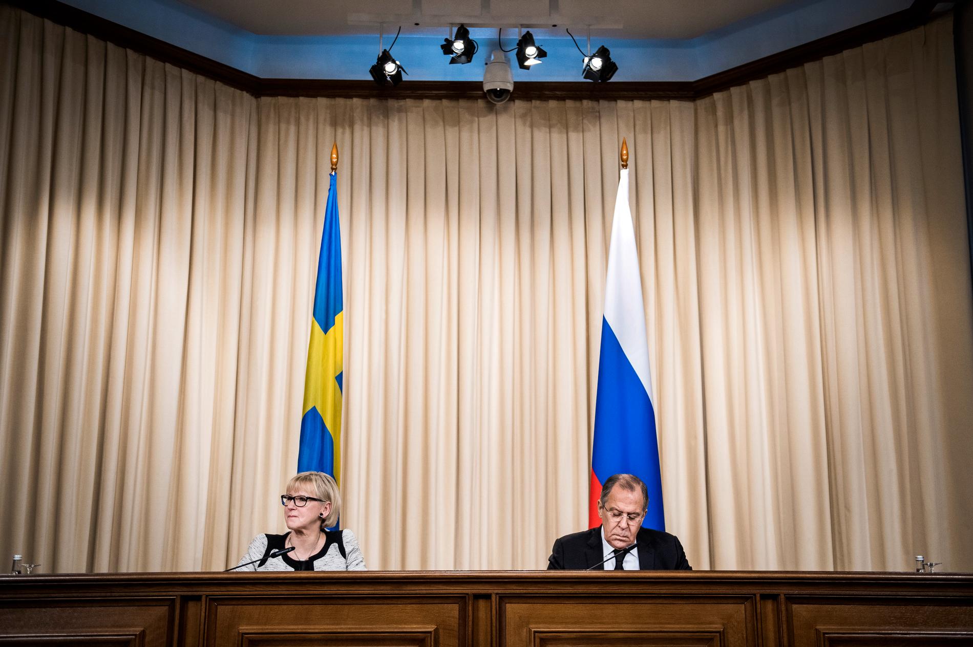 Sveriges utrikesminister Margot Wallström träffar son ryske kollega Sergey Lavrov i Moskva.