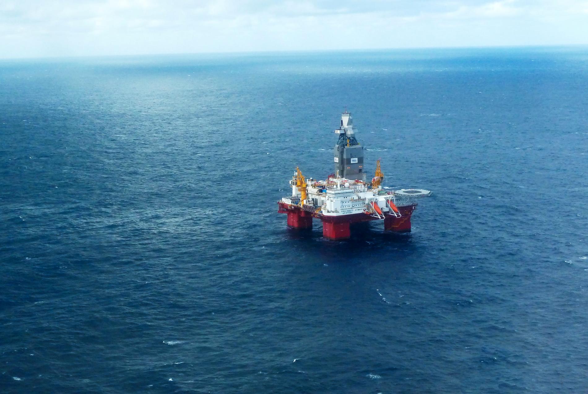 En norsk oljeplattform i fältet Snøhvit i Barents hav.