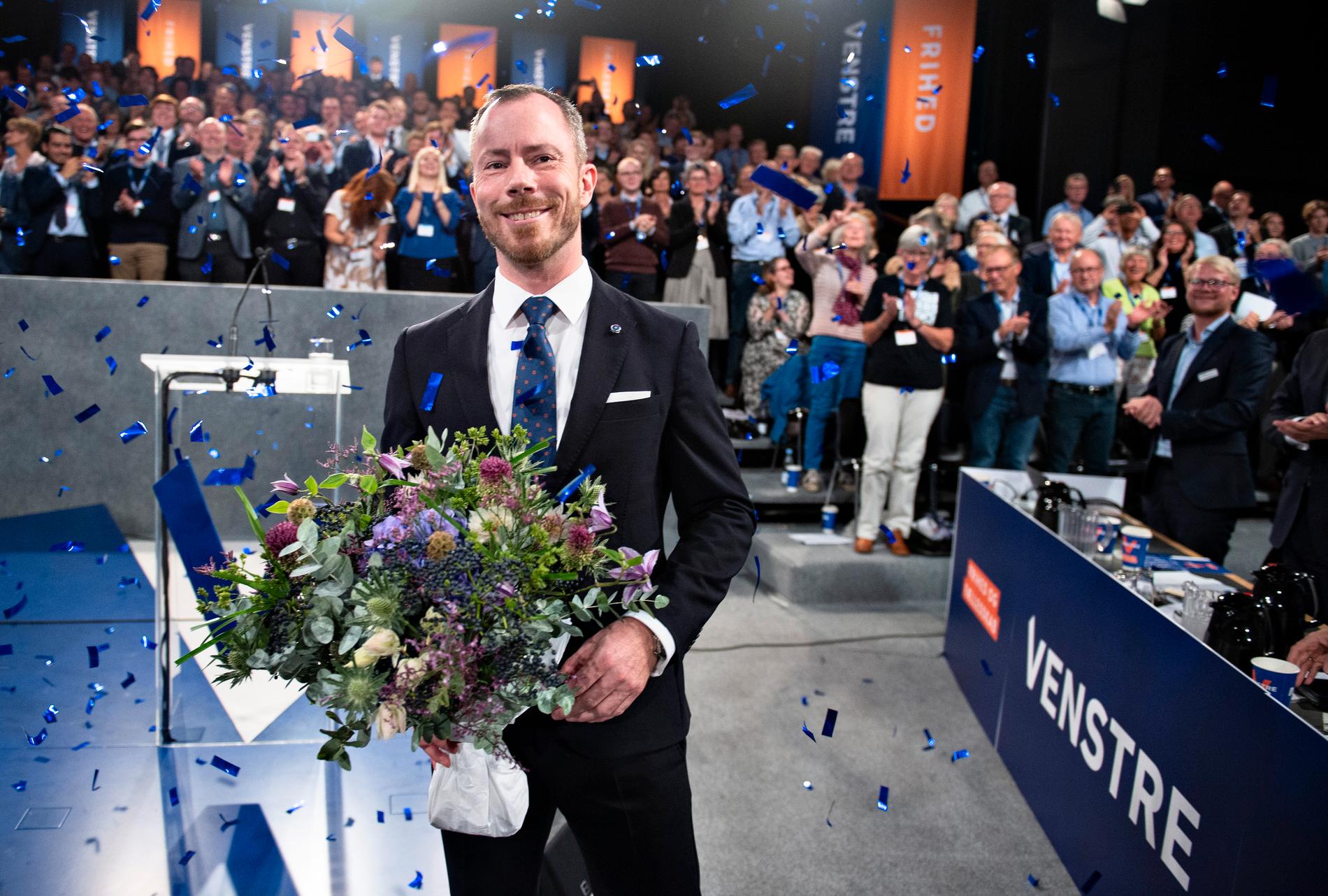 Jakob Ellemann-Jensen har valts till ny partiledare för Venstre i Danmark vid partiets extra landsmöte i Herning.
