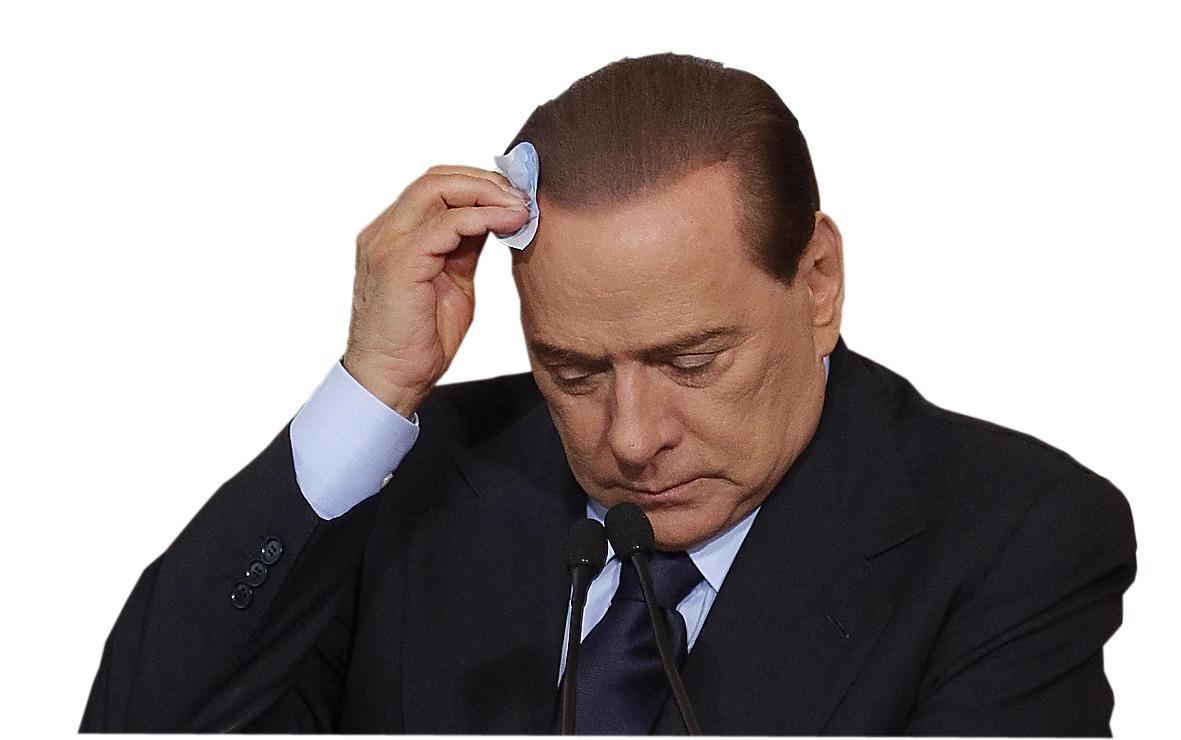 Silvio Berlusconi på fall.