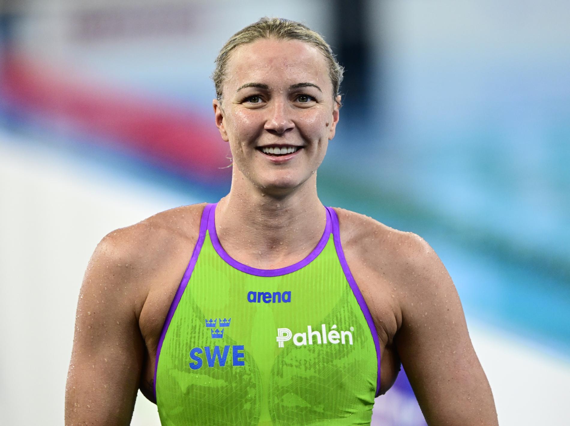 Sarah Sjöström inledde sitt sim-VM i Qatar sent – och dominant.