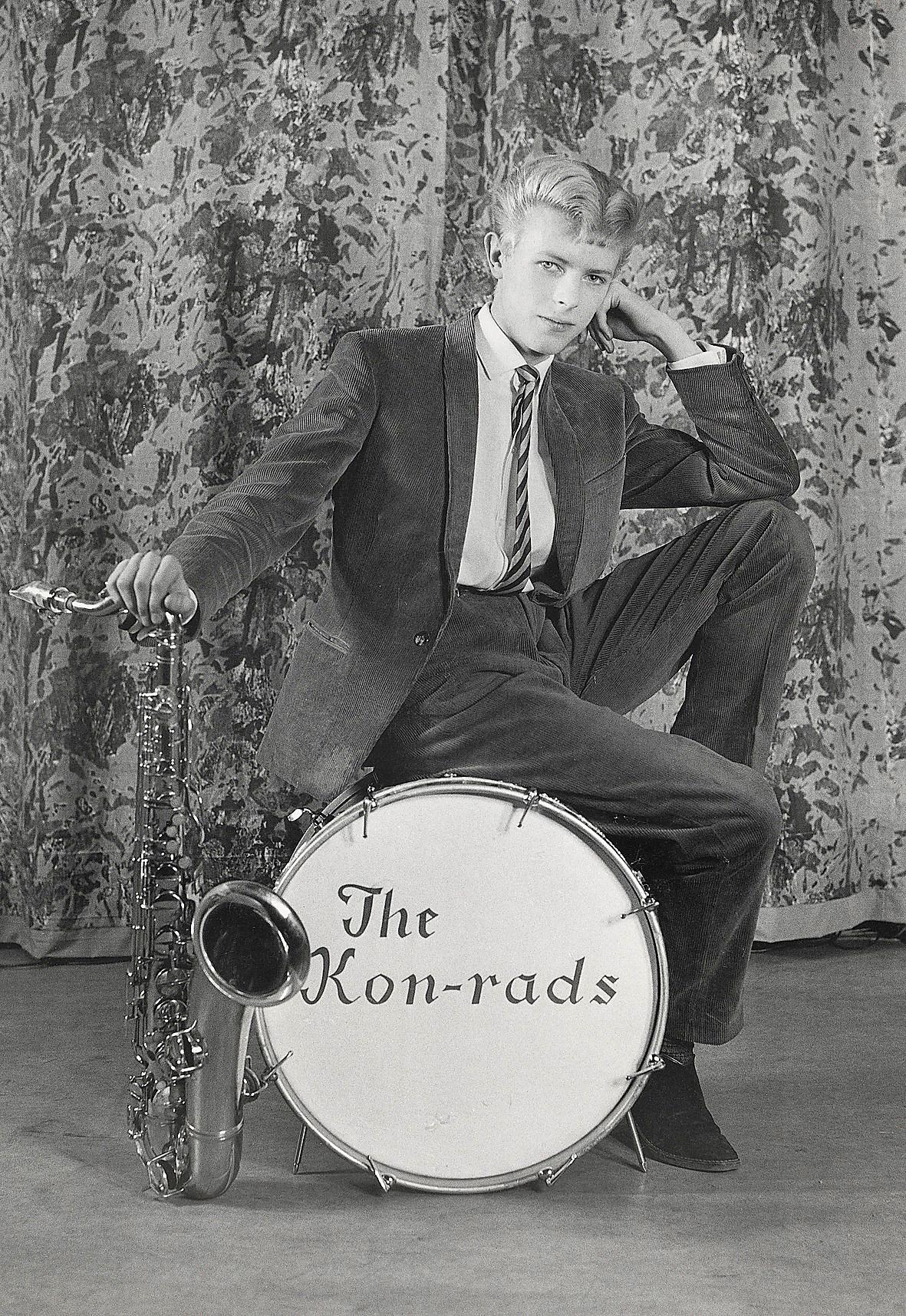 David Bowie (David Jones) 
i The Kon-rads 1963.