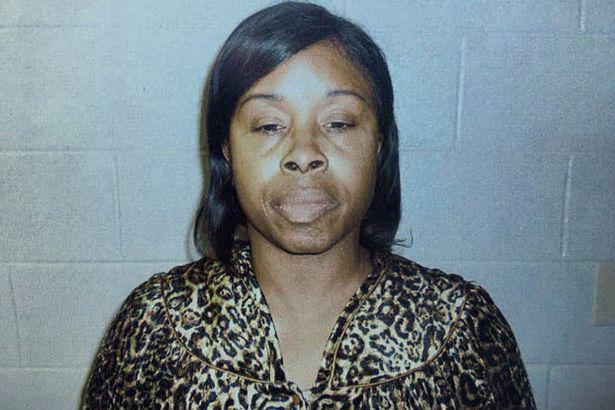Gloria Williams på polisens bild efter gripandet.