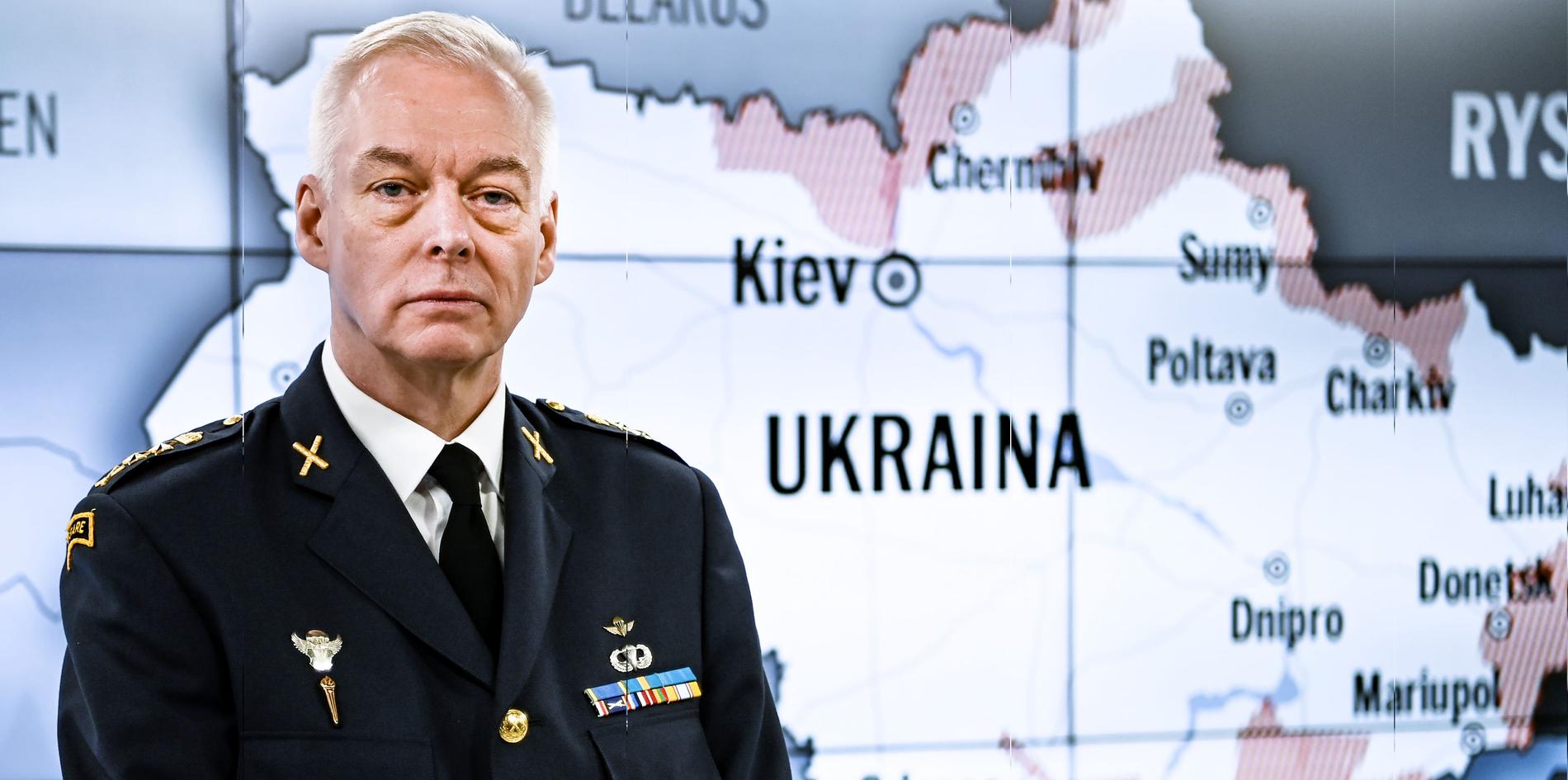 ”Ryssland har kört fast”, menar överstelöjtnant Joakim Paasikivi.