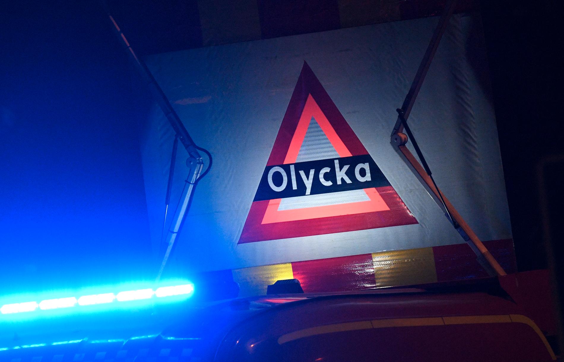 En polisbil har voltat under en biljakt i Malmö. Arkivbild.