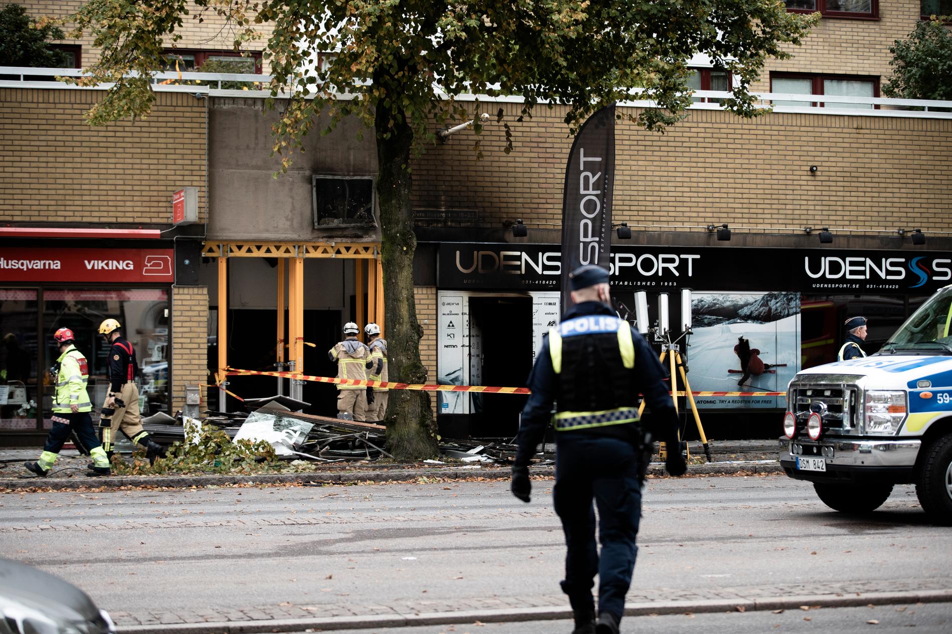 Ett omfattande utredningsarbete bedrivs nu av Göteborgspolisen.
