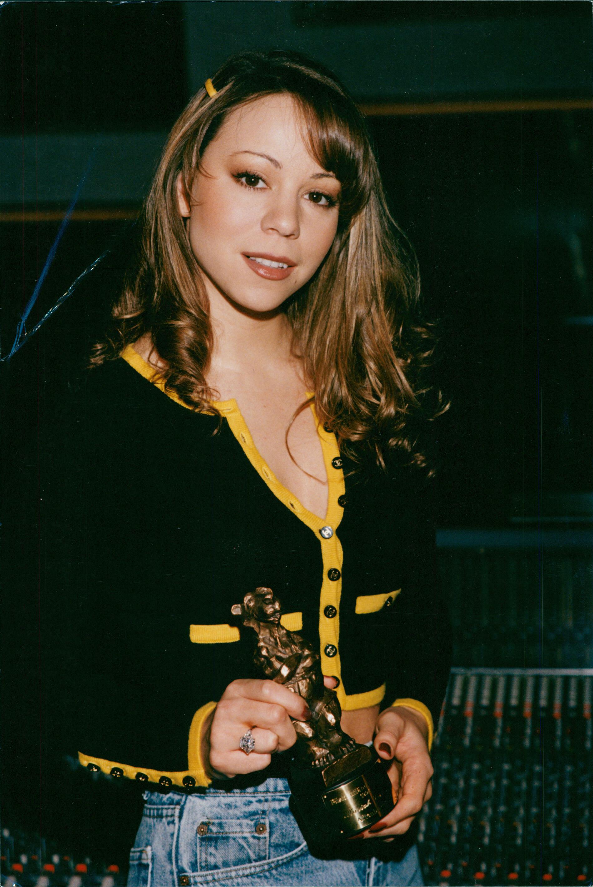 1994, samma år som Mariah Carey släppte sin julplåga, fick hon ta emot en Rockbjörn i kategorin "Årets utländska artist". 