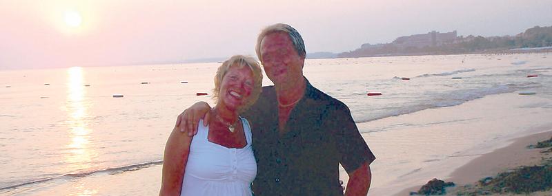 Paret Berglund har återvänt till Side de senaste åtta åren. ”En vecka vecka i maj är oslagbart, då kan vi slänga vinterkläderna och gå barfota i sanden”, säger de.