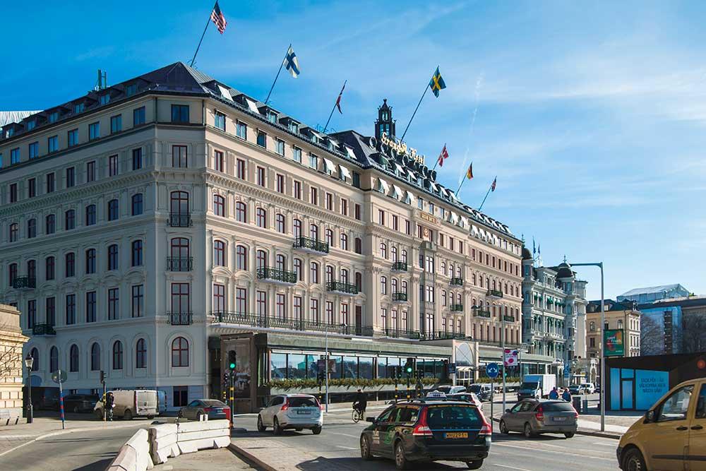 Grand Hotel öppnade 1874 och arrangerade den allra första Nobelsupén 1901. Ända till 1929 fick festen rum i Spegelsalen.