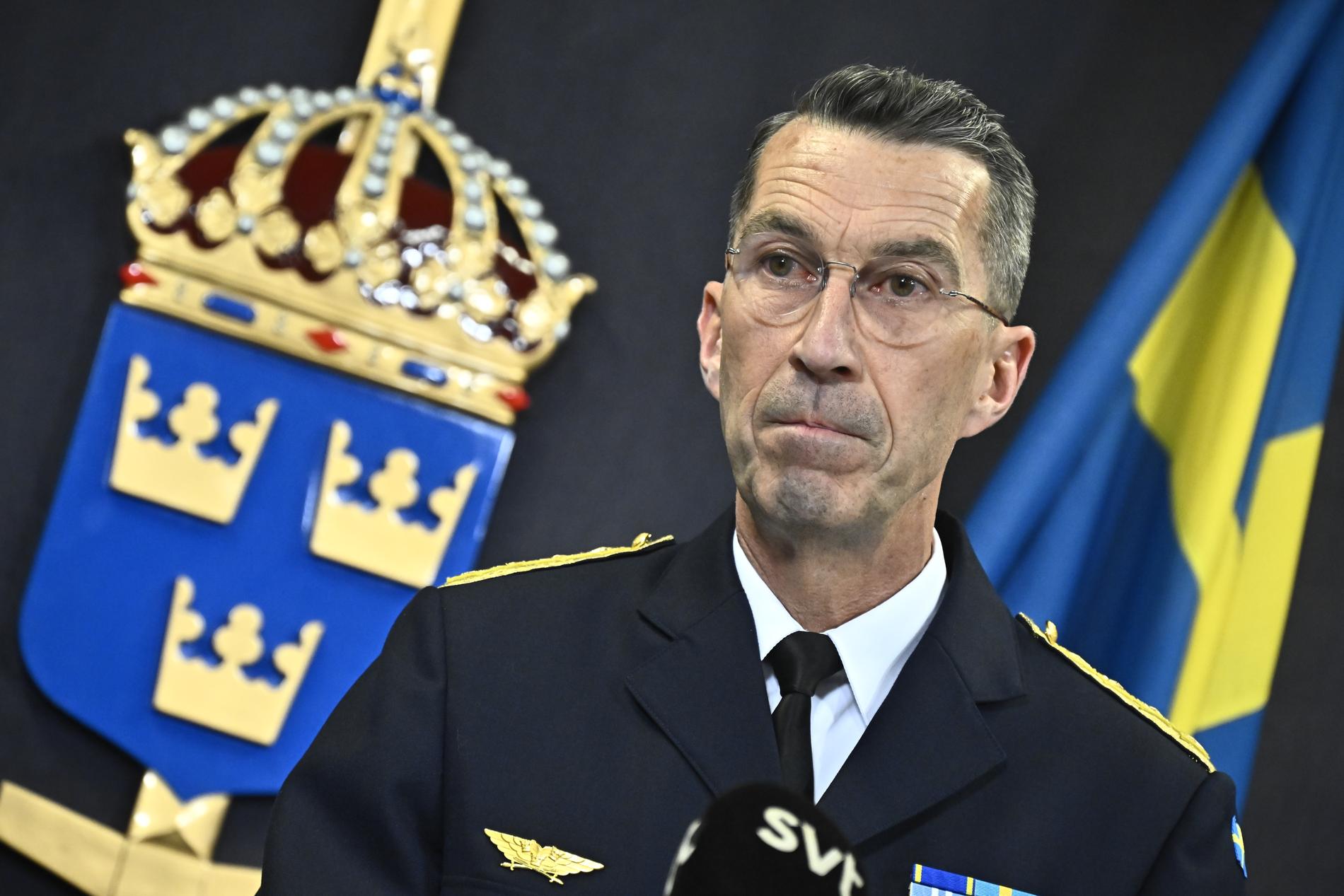 Försvarsmaktens överbefälhavare Micael Bydén håller pressträff med anledning av Nato-beskedet.