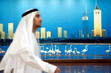 Dubai är ett av de sju Arabemiraten, landet lever på sina oljetillgångar.