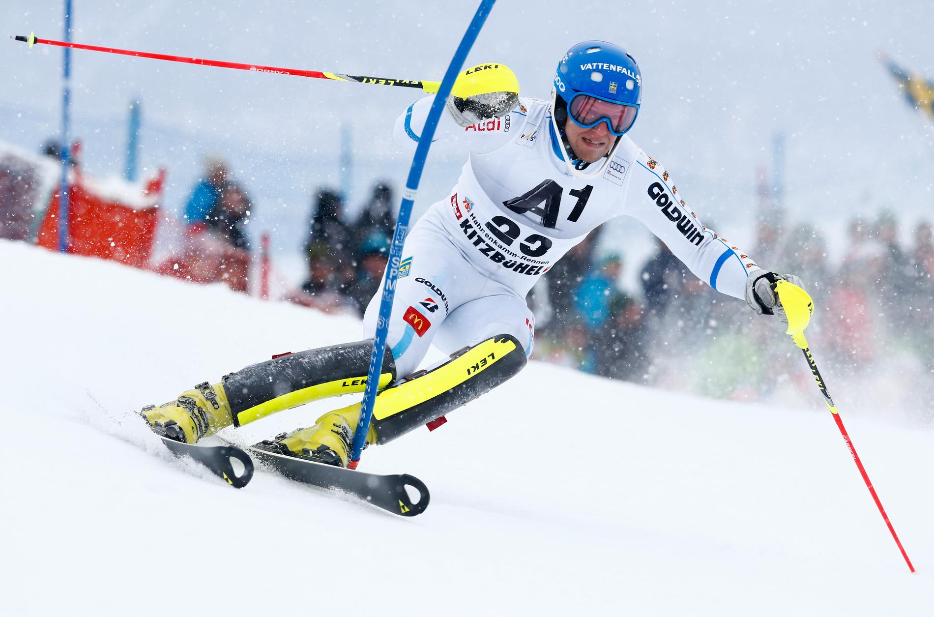 Svenske slalomåkaren Anton Lahdenperä lägger skidorna på hyllan. Arkivbild.