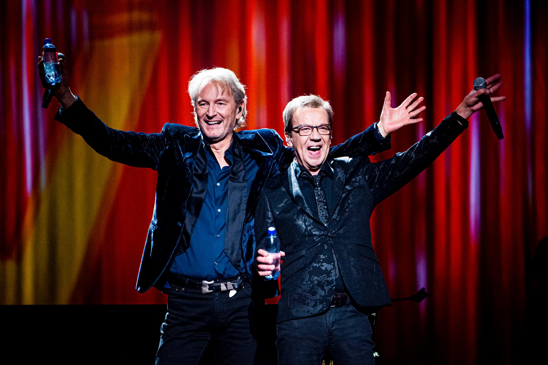 Tomas Ledin och Björn Skifs på Melodifestivalens scen ihop