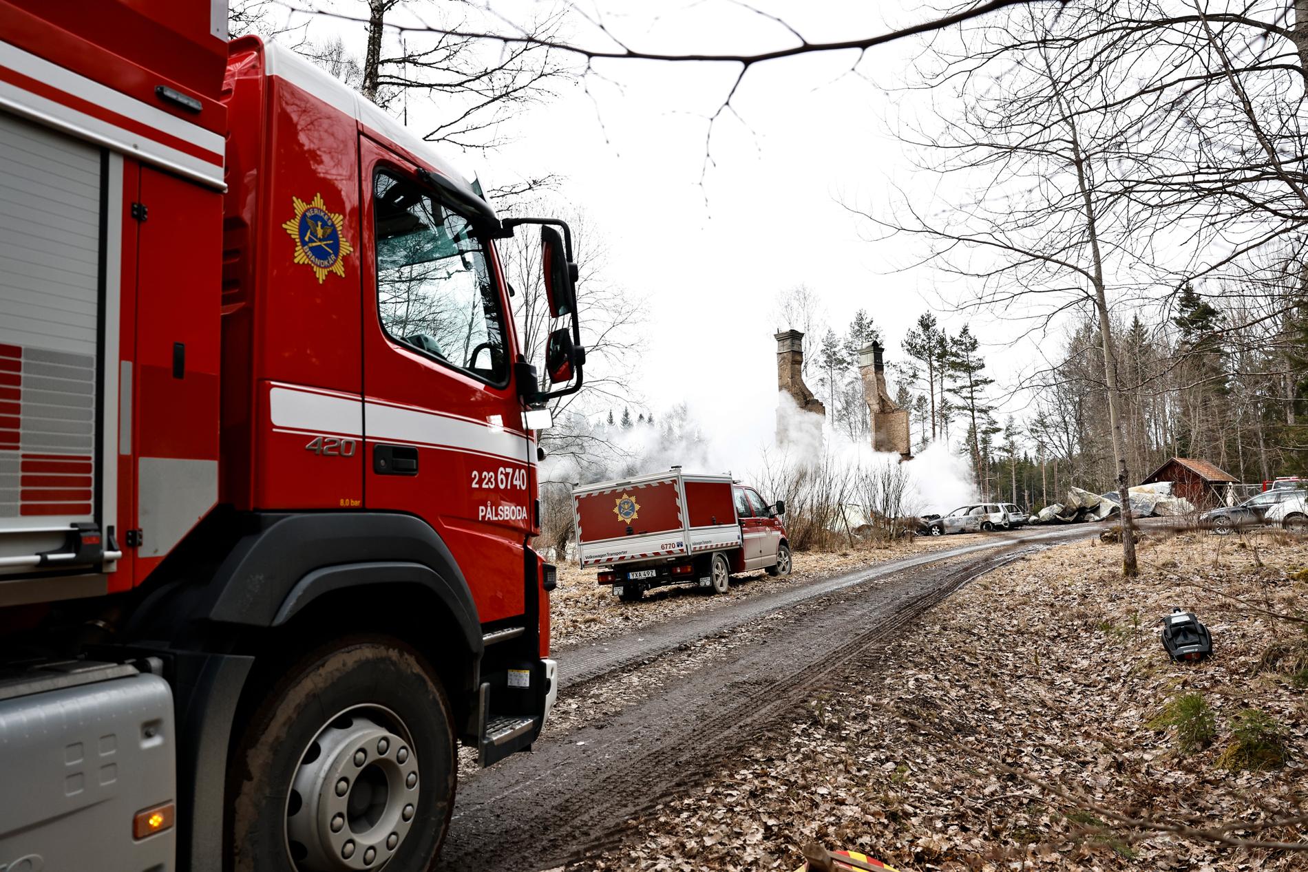 Trävillan i Kilsmo var redan övertänd när räddningstjänsten kom fram. 