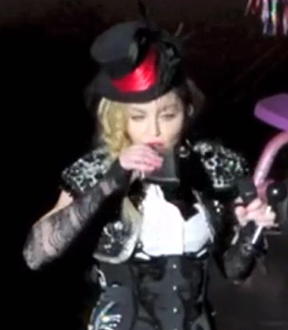 Madonna drack ur plunta förra veckan.