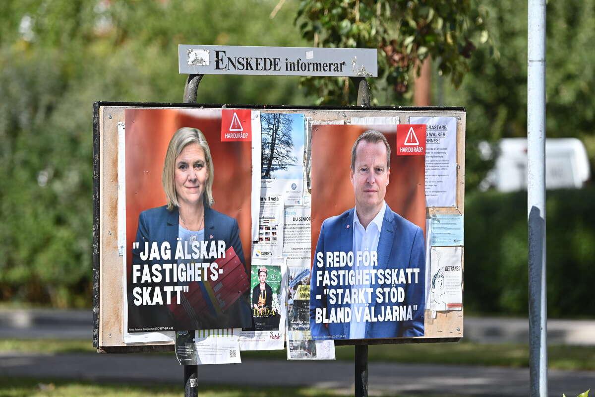 Affischerna sitter bland annat i Enskede.