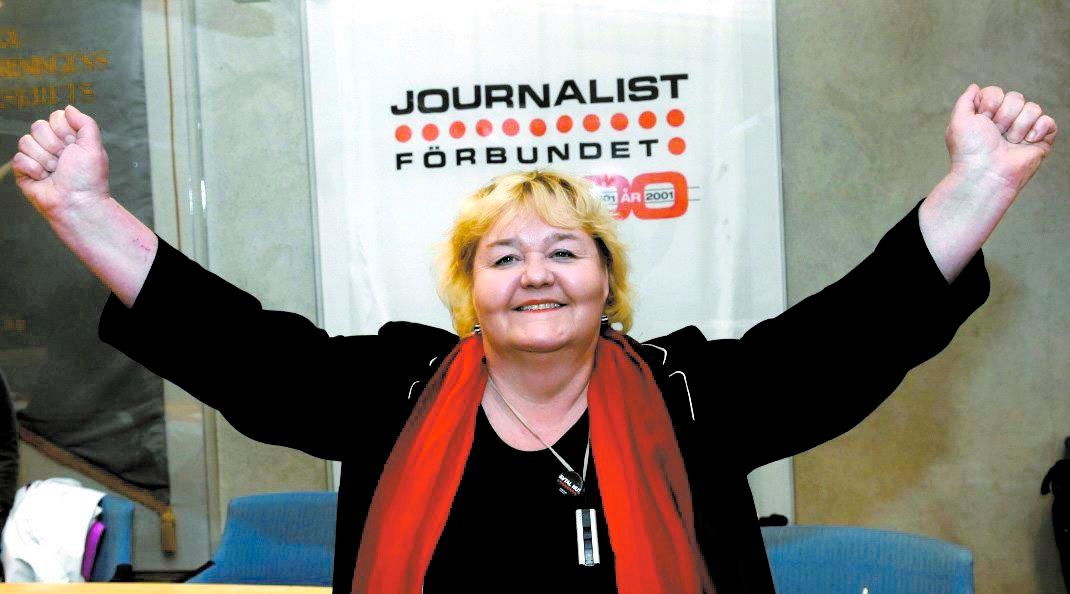 JUBLAR Svenska journalistförbundets ordförande Agneta Lindblom Hulthén har skäl att fira. Konflikten med Tidningsutgivarna är över och facket har fått igenom många av sina krav.
