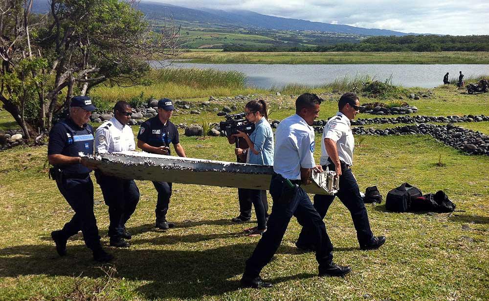 30 juli 2015 hittades en del av vad som senare visade sig vara MH370 på Reunion utanför Madagaskar.