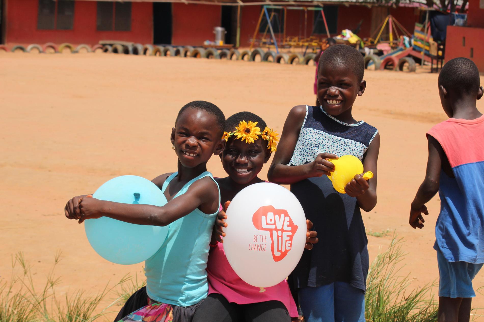 Lofe Life har byggt ut och utvecklat ett barnhem en timmes bilfärd utanför Ghanas huvudstad Accra. 