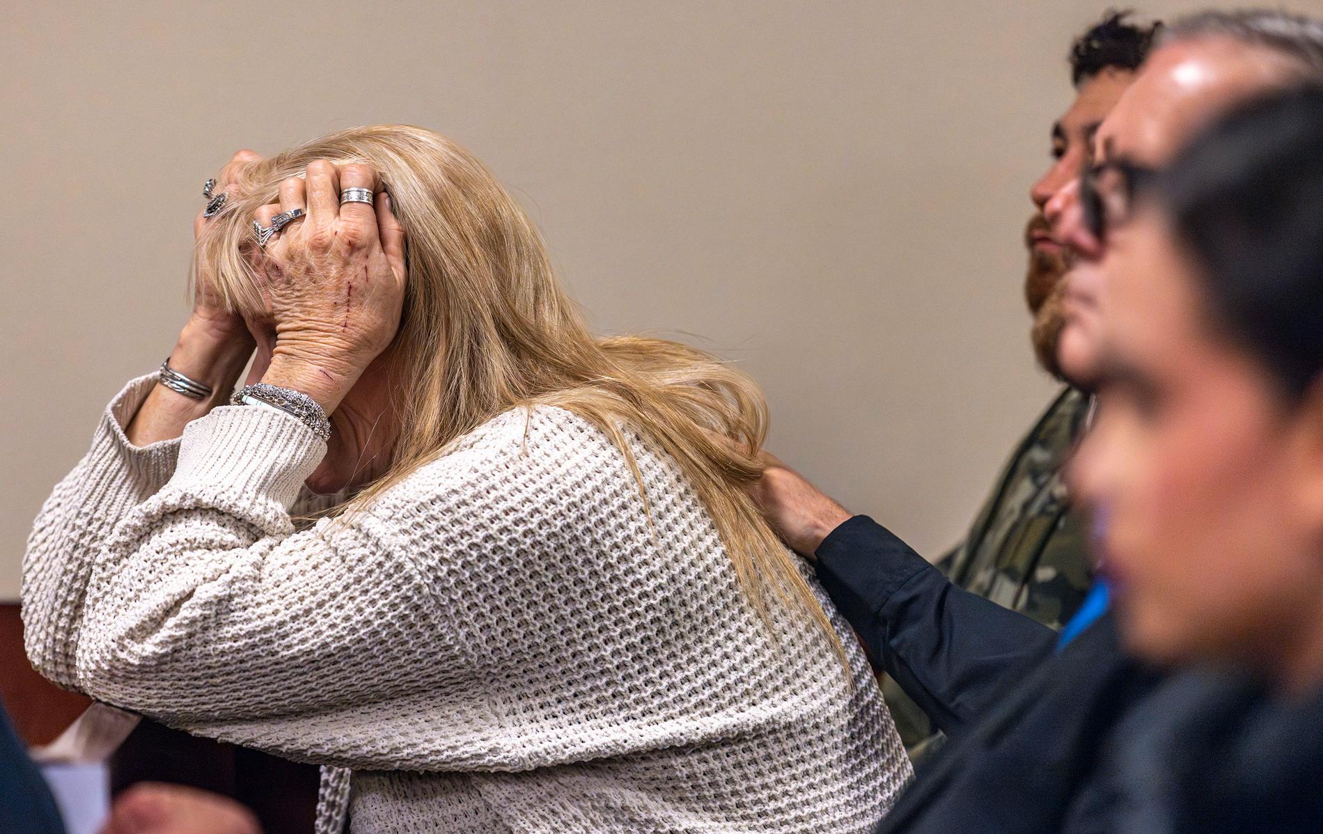 Hannah Gutierrez-Reeds mamma Stacy Reed reagerar på domen.