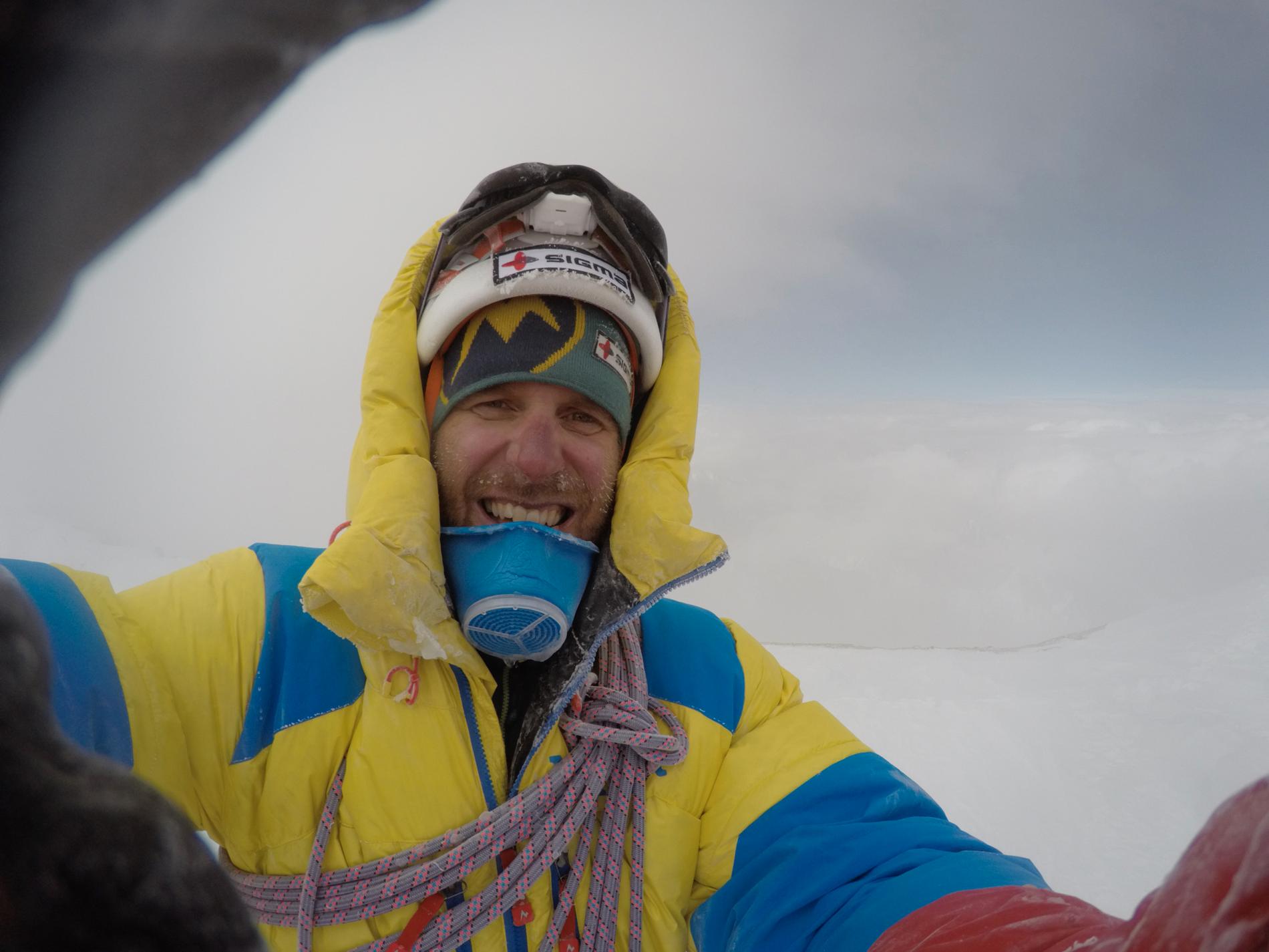 Fredrik Sträng når toppen ändå. – Några dagar senare tar jag revansch med att klättra Broad Peak, 8 047 meter, utan syrgas, säger han.