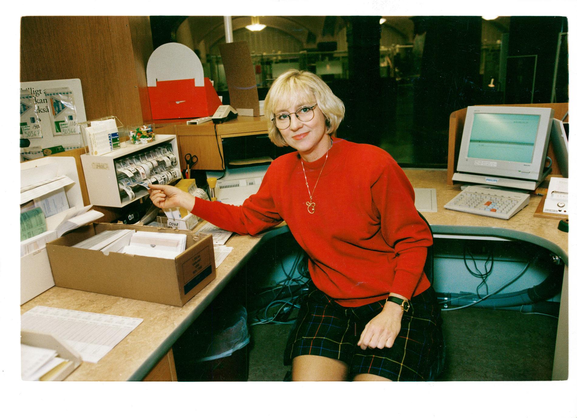 Ines Uusmann år 1994, ett par månader efter det att hon utsetts till kommunikationsminister.