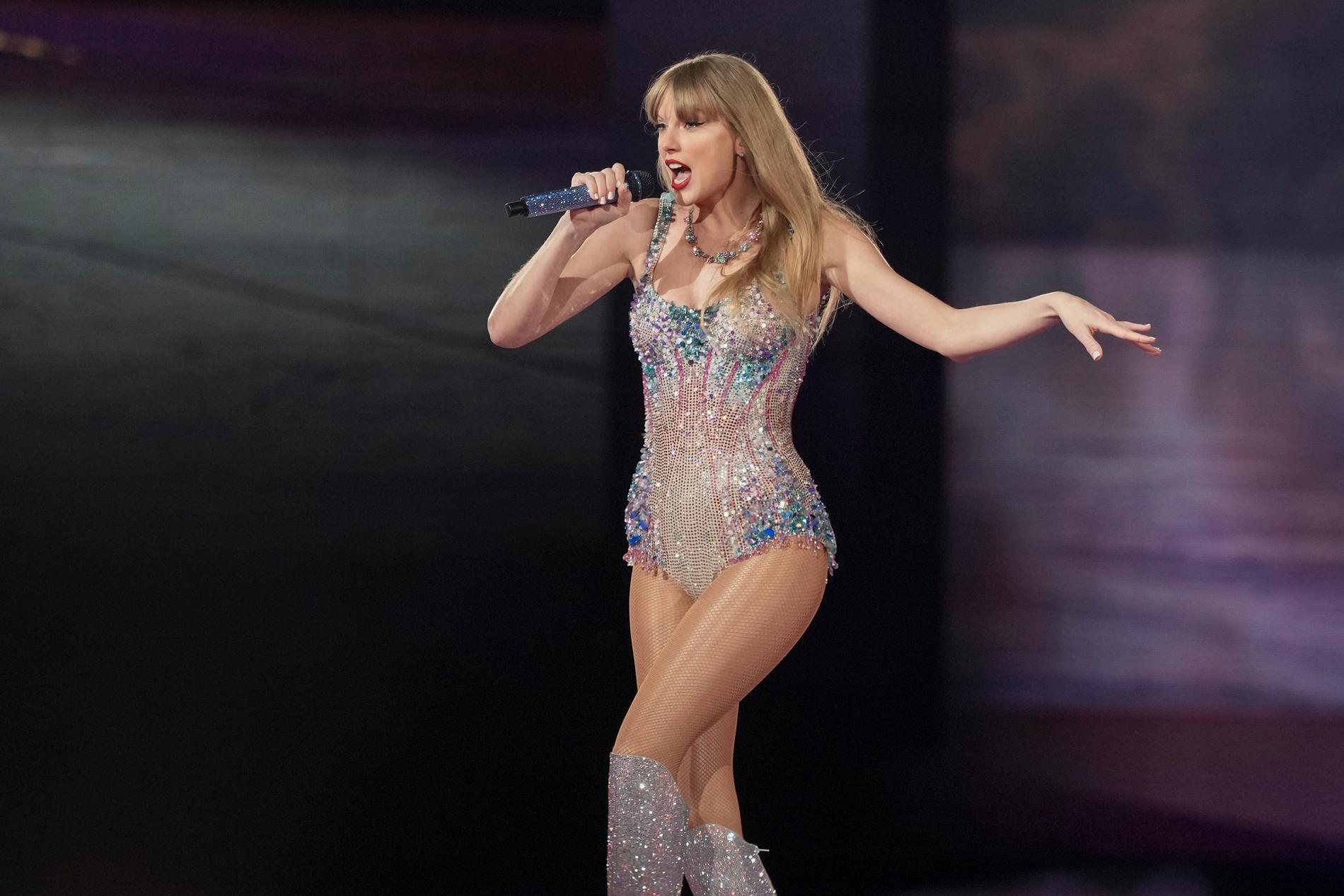 Spotify gör det möjligt att se hela musikvideor från vissa artister. På bilden Taylor Swift under ett framträdande i Tokyo tidigare i år.