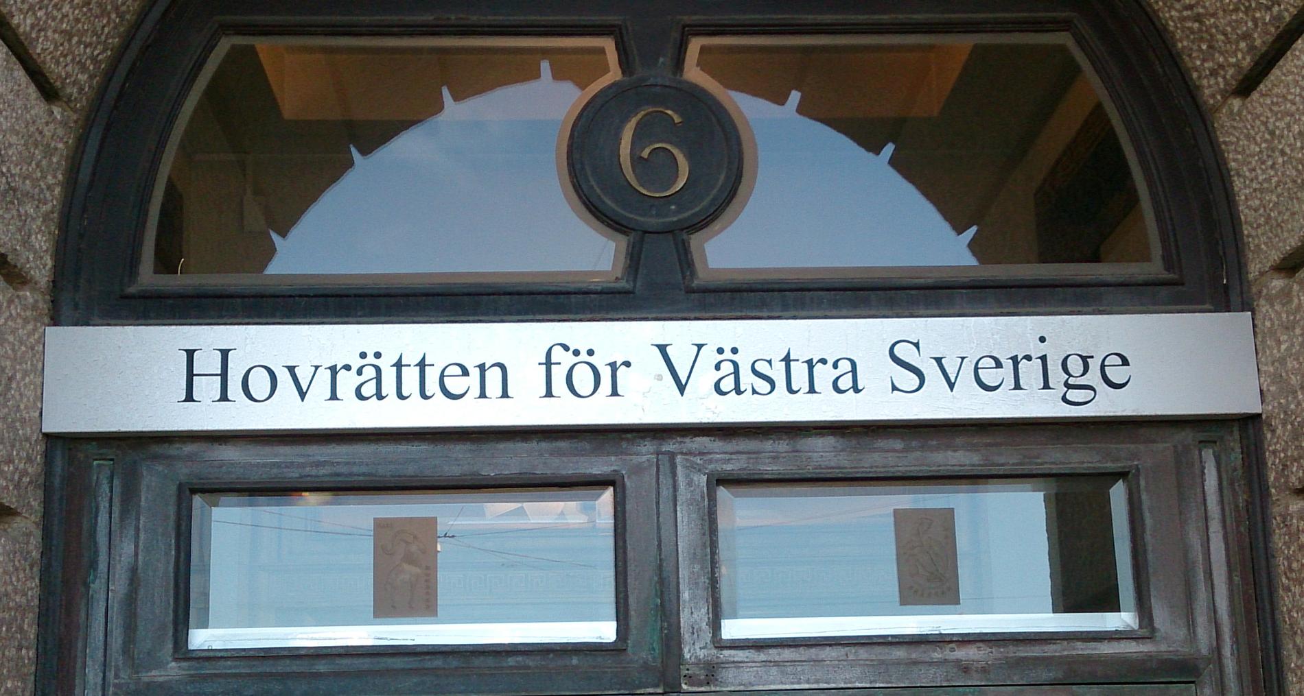 Hovrätten för västra Sverige fastställer fängelsestraffen för en man och en kvinna som dömts för grova våldtäkter mot ett fosterbarn. Arkivbild.