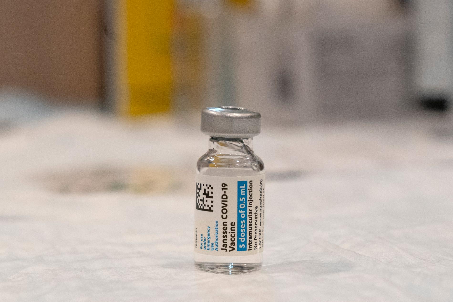 I april väntas nästan 230 000 vaccindoser från Janssen till Sverige, enligt Folkhälsomyndighetens prognos. Arkivbild.