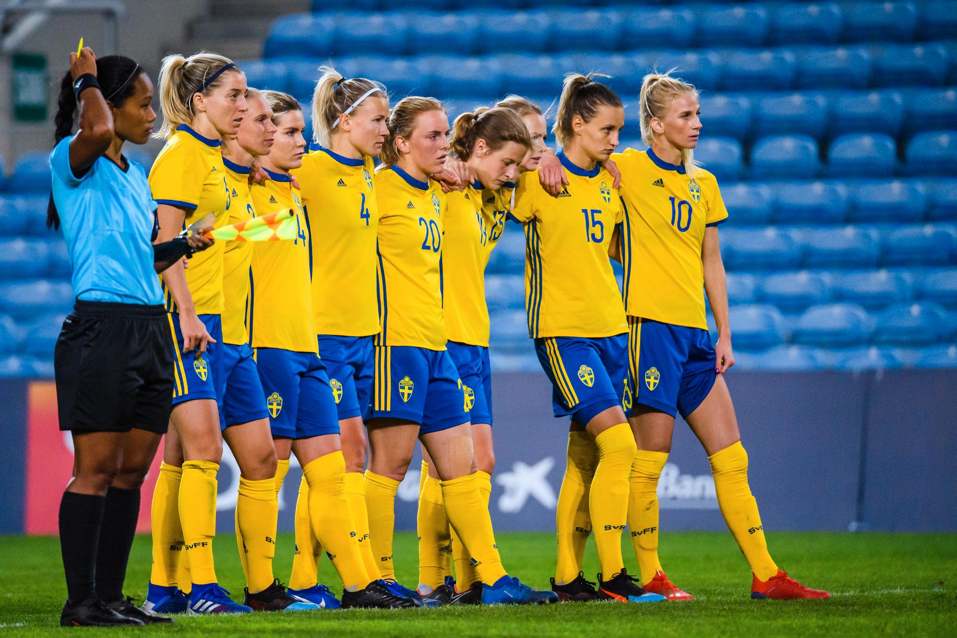 Svenska spelarna under straffläggningen i Algarve Cup
